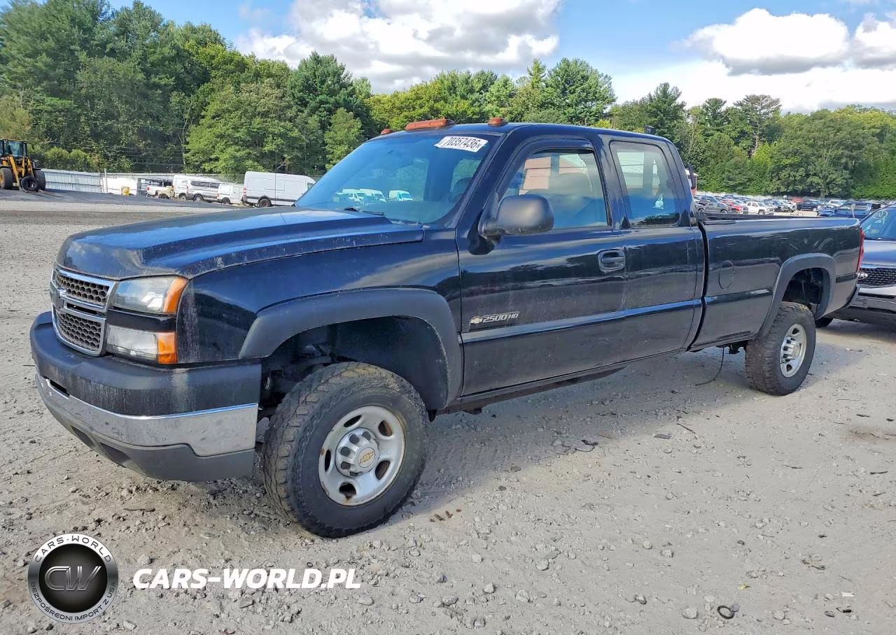 2005 Chevrolet Silverado C2500 Heavy Duty VIN:1GCHC29U35E189426 - 1