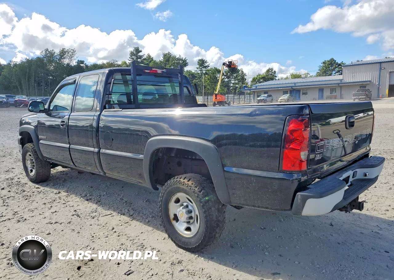2005 Chevrolet Silverado C2500 Heavy Duty VIN:1GCHC29U35E189426 - 2