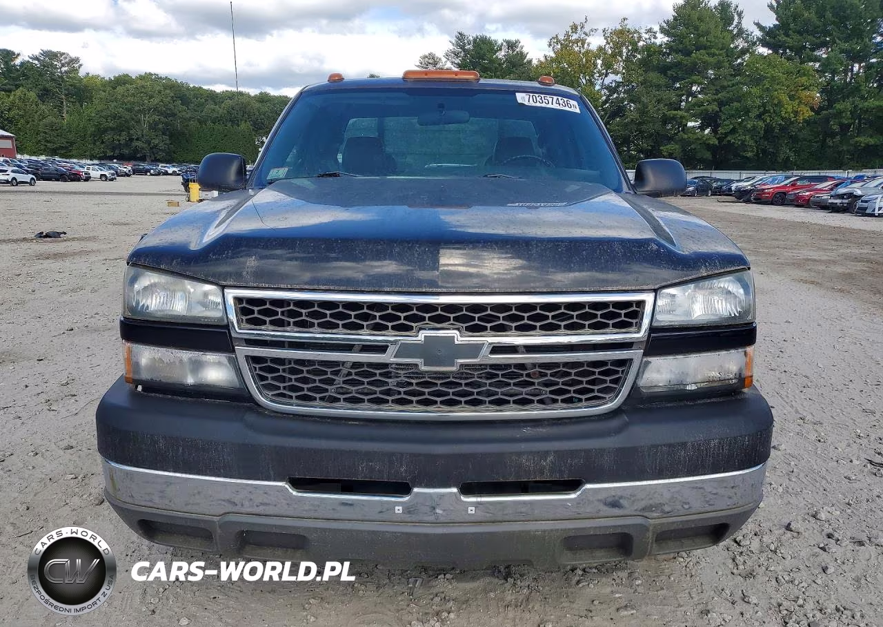 2005 Chevrolet Silverado C2500 Heavy Duty VIN:1GCHC29U35E189426 - 5