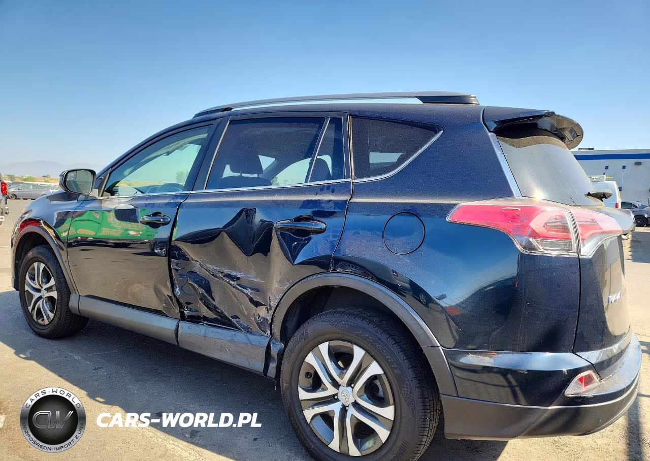 2018 Toyota Rav4 Le VIN:JTMZFREV0JJ176086 - 2