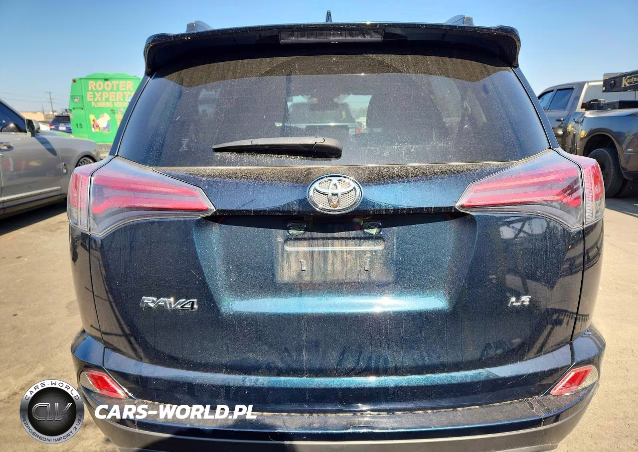 2018 Toyota Rav4 Le VIN:JTMZFREV0JJ176086 - 6