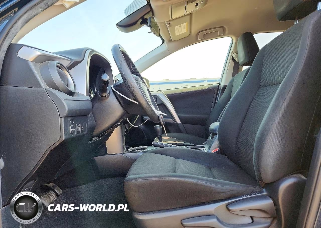 2018 Toyota Rav4 Le VIN:JTMZFREV0JJ176086 - 7