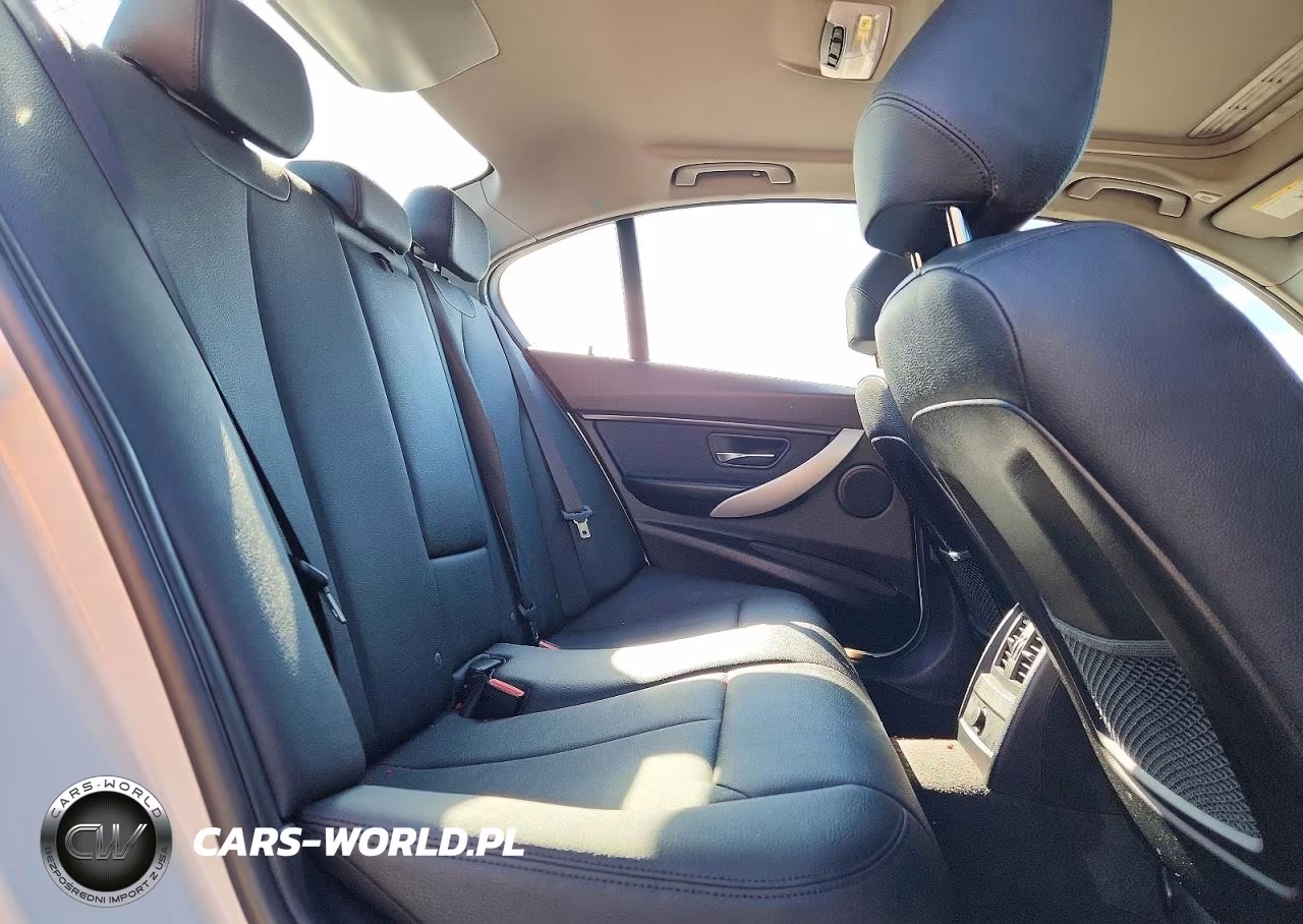2018 BMW 320 Xi VIN:WBA8E5G53JNV03008 - 10