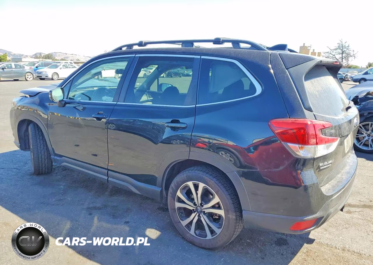 2022 Subaru Forester Limited VIN:JF2SKANC8NH431076 - 2