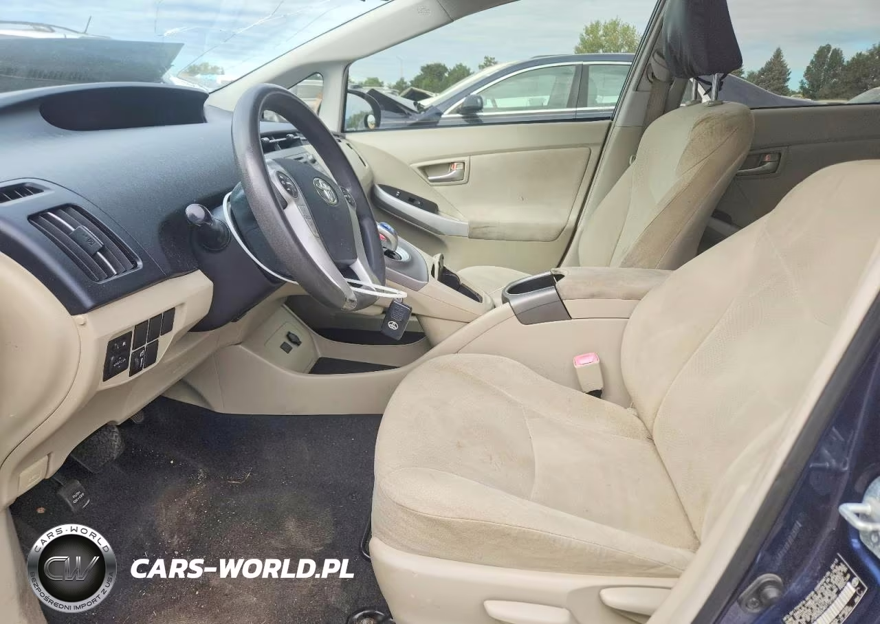 2013 Toyota Prius Three VIN:JTDKN3DU4D1727585 - 7