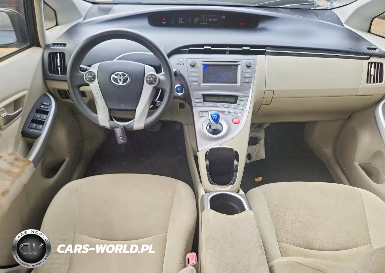 2013 Toyota Prius Three VIN:JTDKN3DU4D1727585 - 8