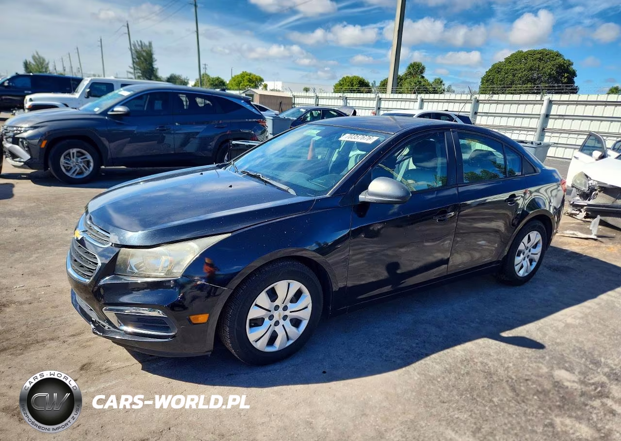 2015 Chevrolet Cruze Ls VIN:1G1PA5SH1F7201376 - 1