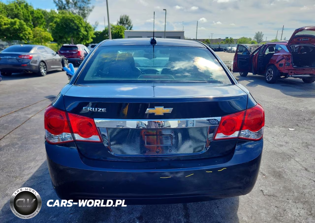 2015 Chevrolet Cruze Ls VIN:1G1PA5SH1F7201376 - 6