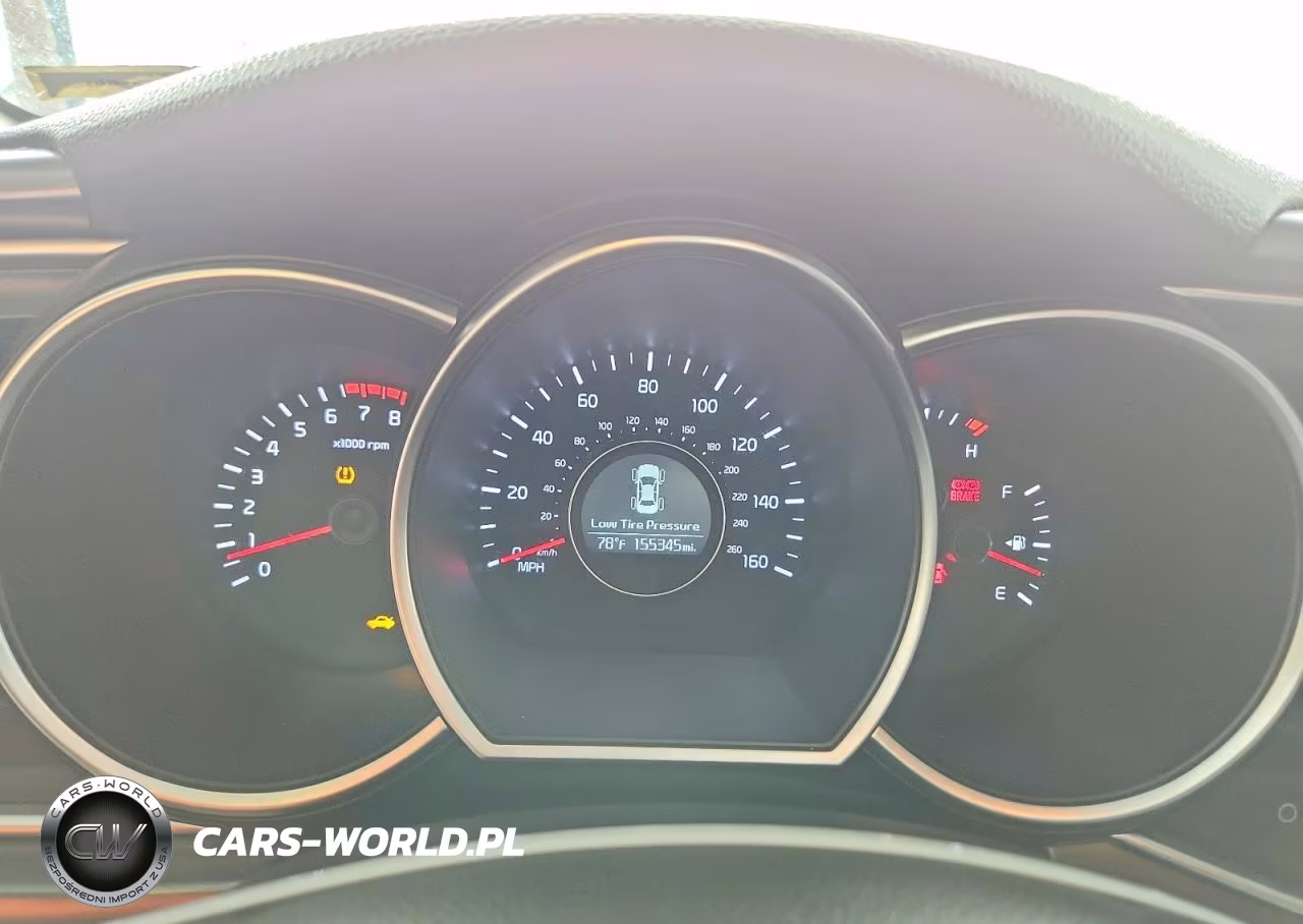 2015 Kia Optima Lx VIN:5XXGM4A72FG401045 - 9