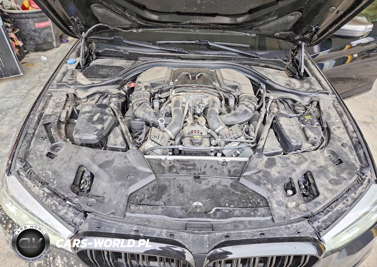 2018 BMW M550Xi VIN:WBAJB9C53JB036472 - 11