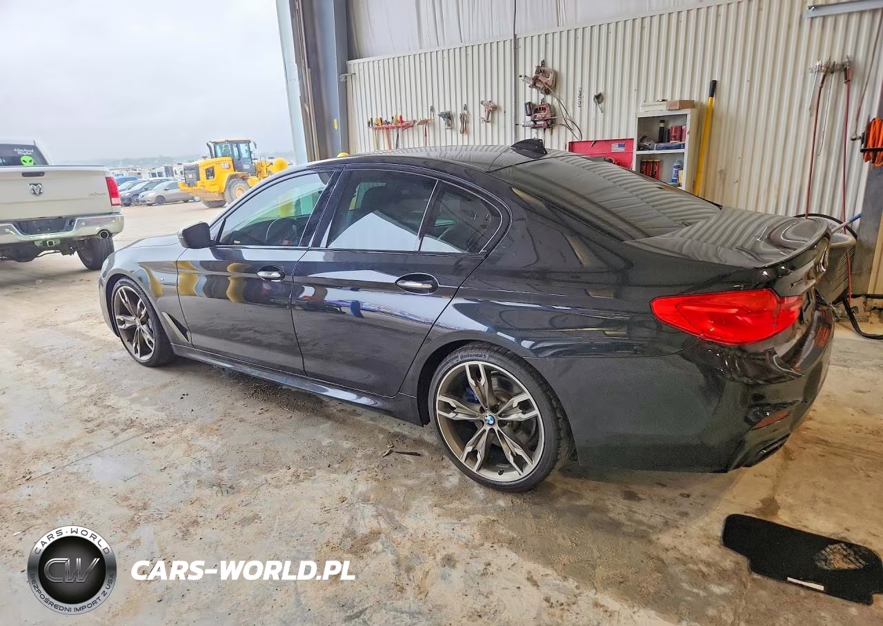 2018 BMW M550Xi VIN:WBAJB9C53JB036472 - 2