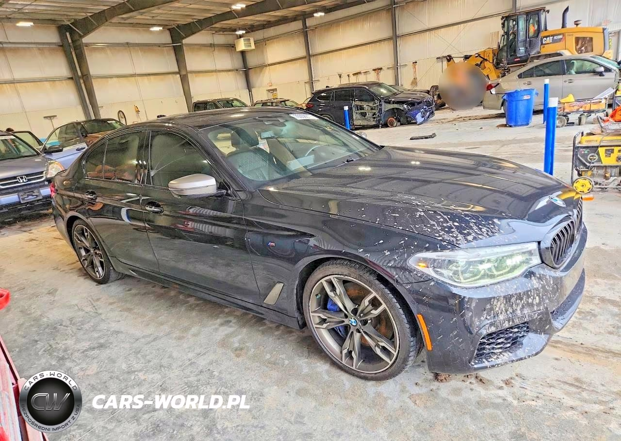 2018 BMW M550Xi VIN:WBAJB9C53JB036472 - 4