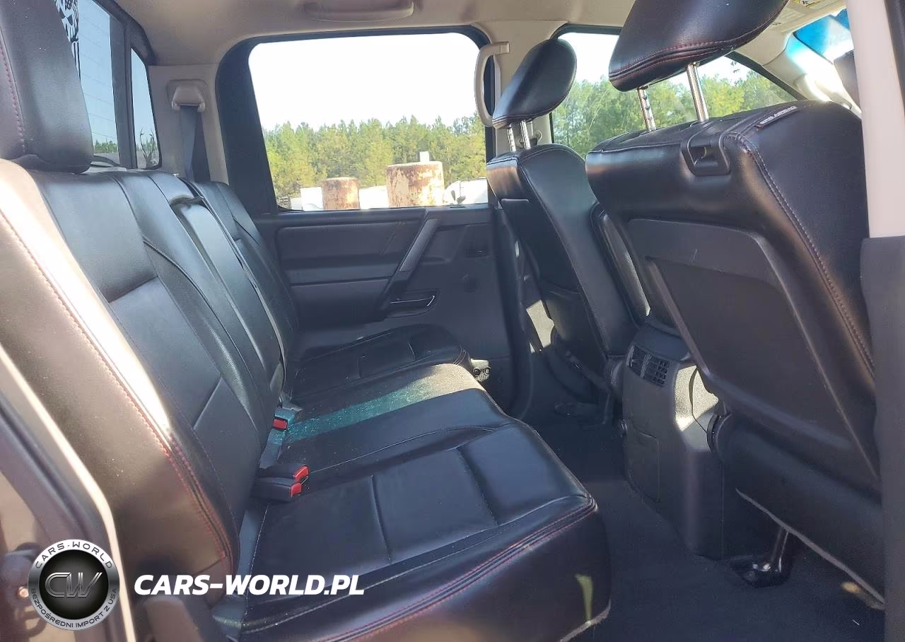 2012 Nissan Titan Sv VIN:1N6BA0ECXCN326403 - 10