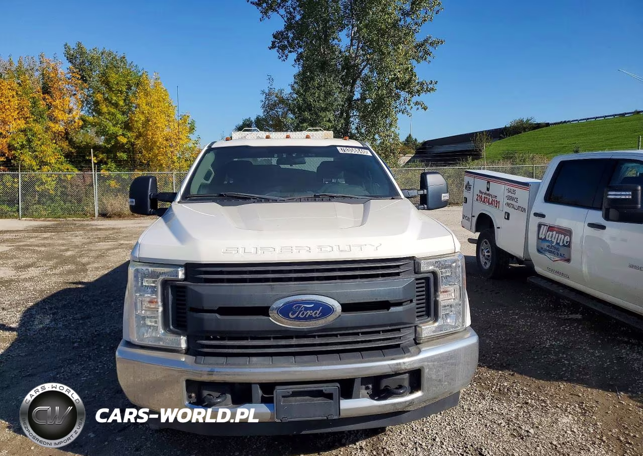 2017 Ford F350 Super Duty VIN:1FD7X3ET5HEF22499 - 5