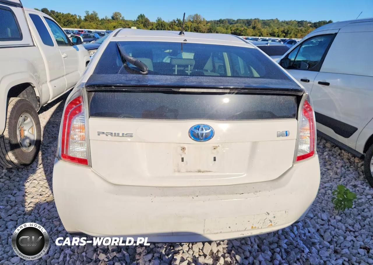 2012 Toyota Prius Two VIN:JTDKN3DU8C1590312 - 6