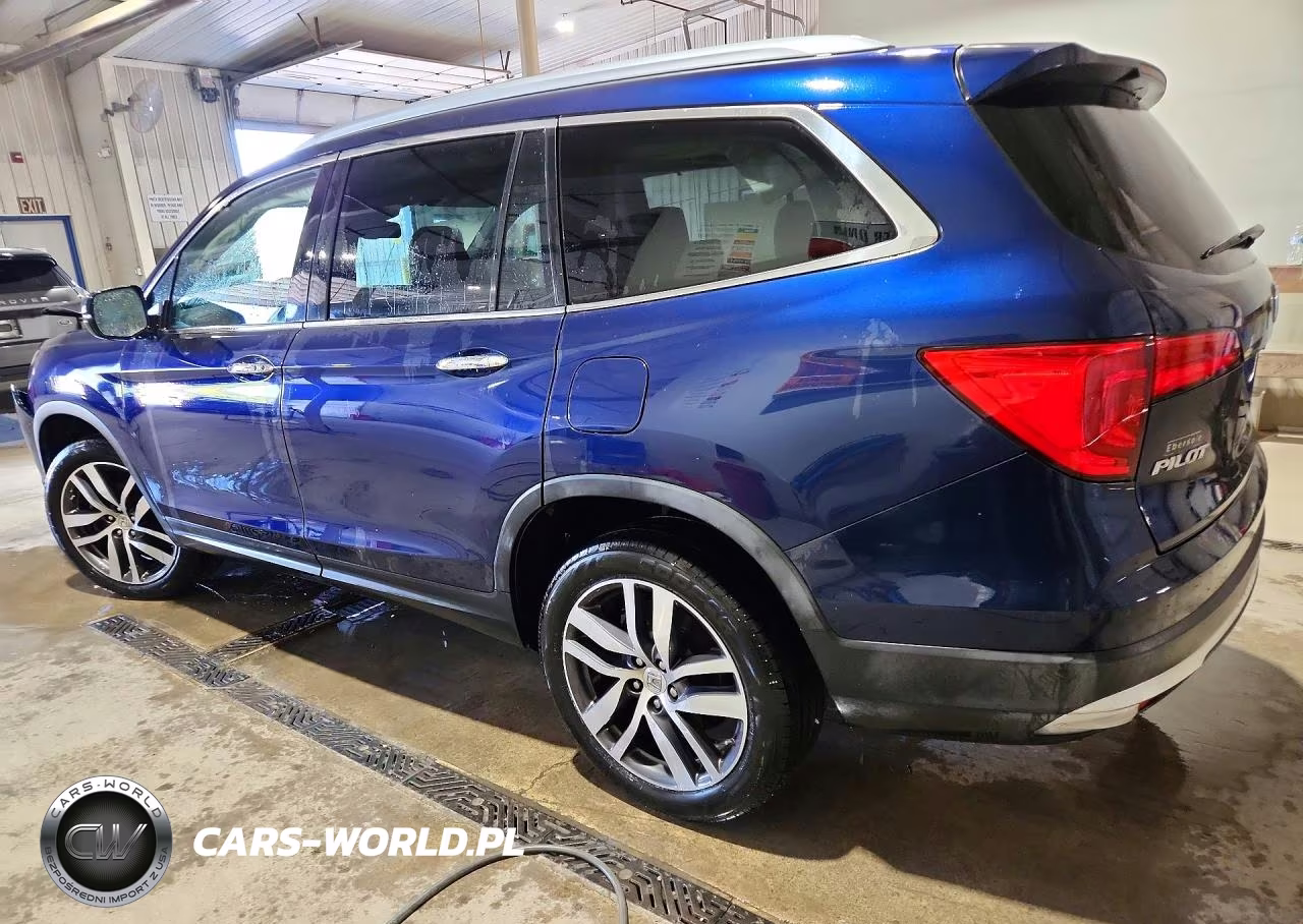 2016 Honda Pilot Touring VIN:5FNYF6H95GB066126 - 2
