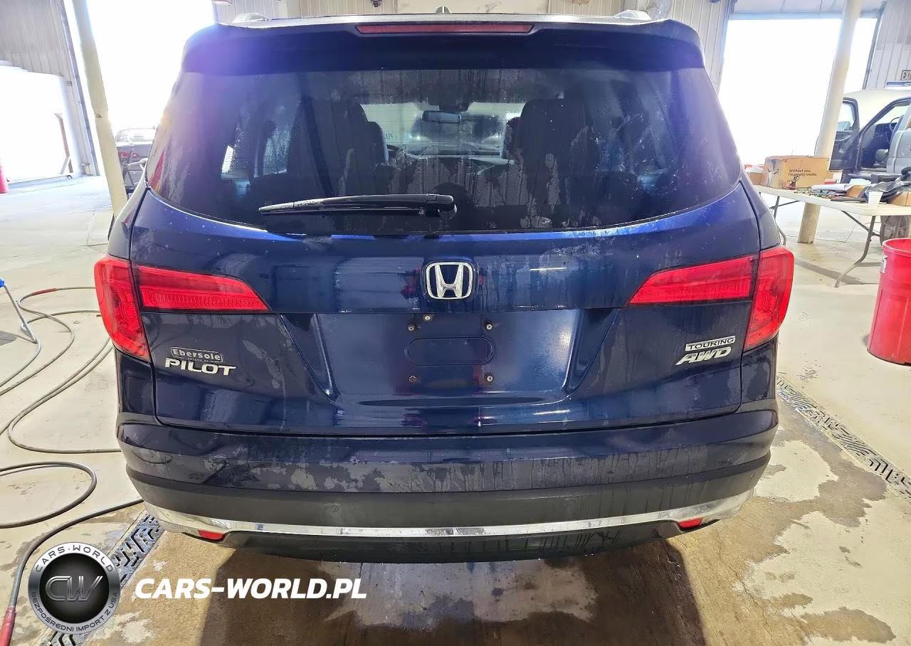 2016 Honda Pilot Touring VIN:5FNYF6H95GB066126 - 6