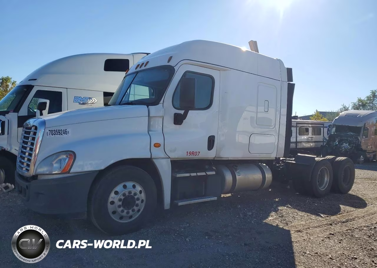 2019 Freightliner Cascadia 125 Semi Truck VIN:3AKJGLDR8KDKE5315 - 1