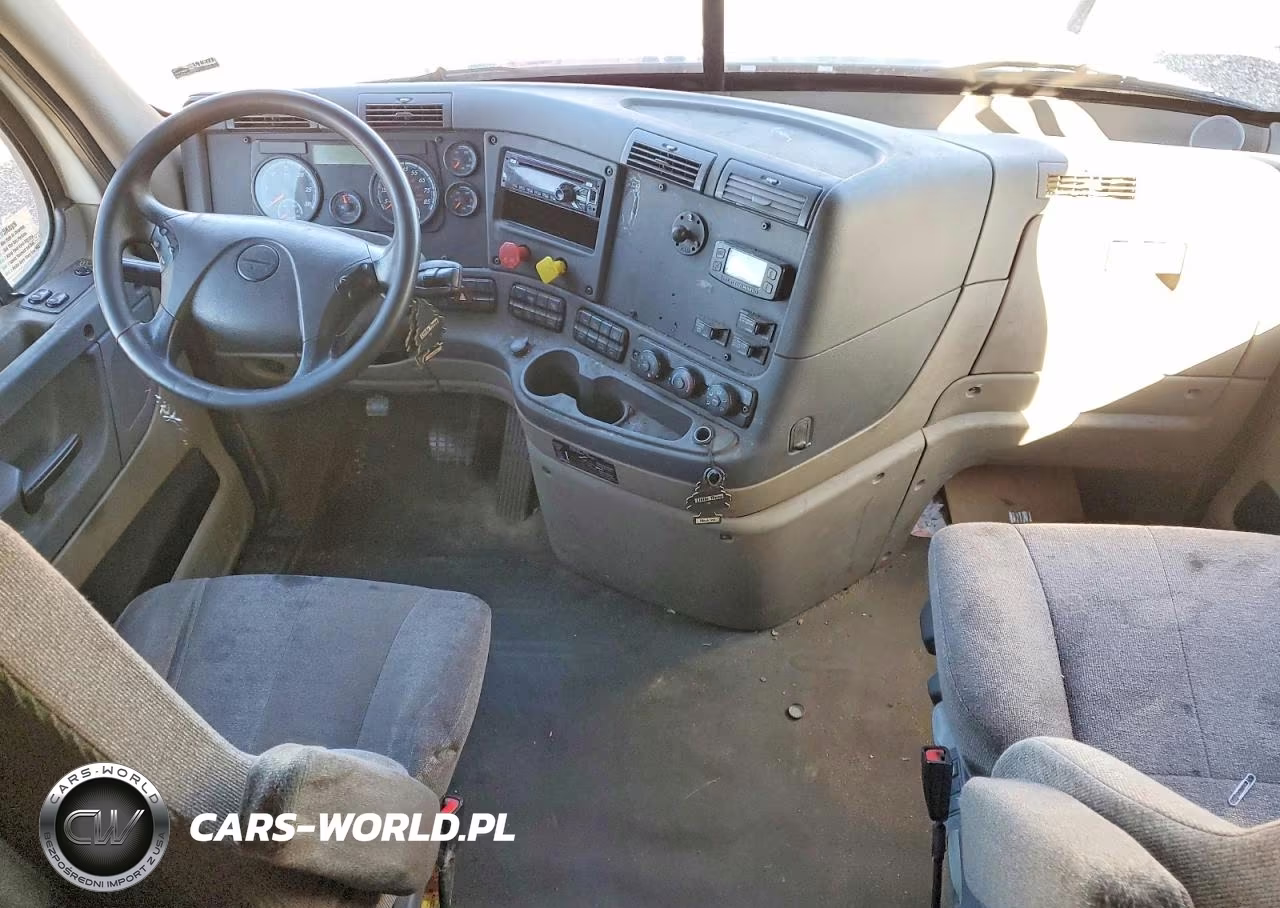 2019 Freightliner Cascadia 125 Semi Truck VIN:3AKJGLDR8KDKE5315 - 8