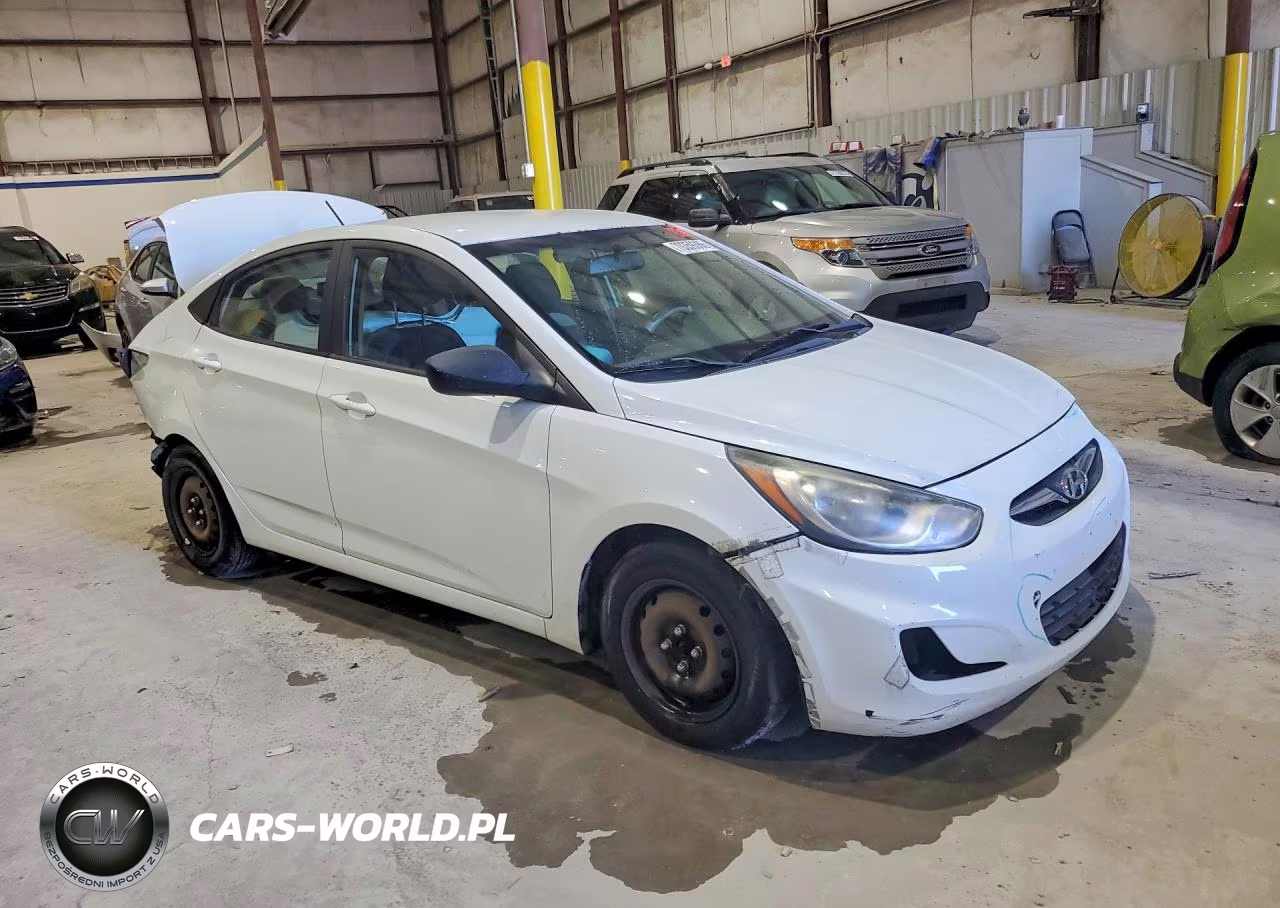 2014 Hyundai Accent Gls VIN:KMHCT4AE5EU711176 - 4