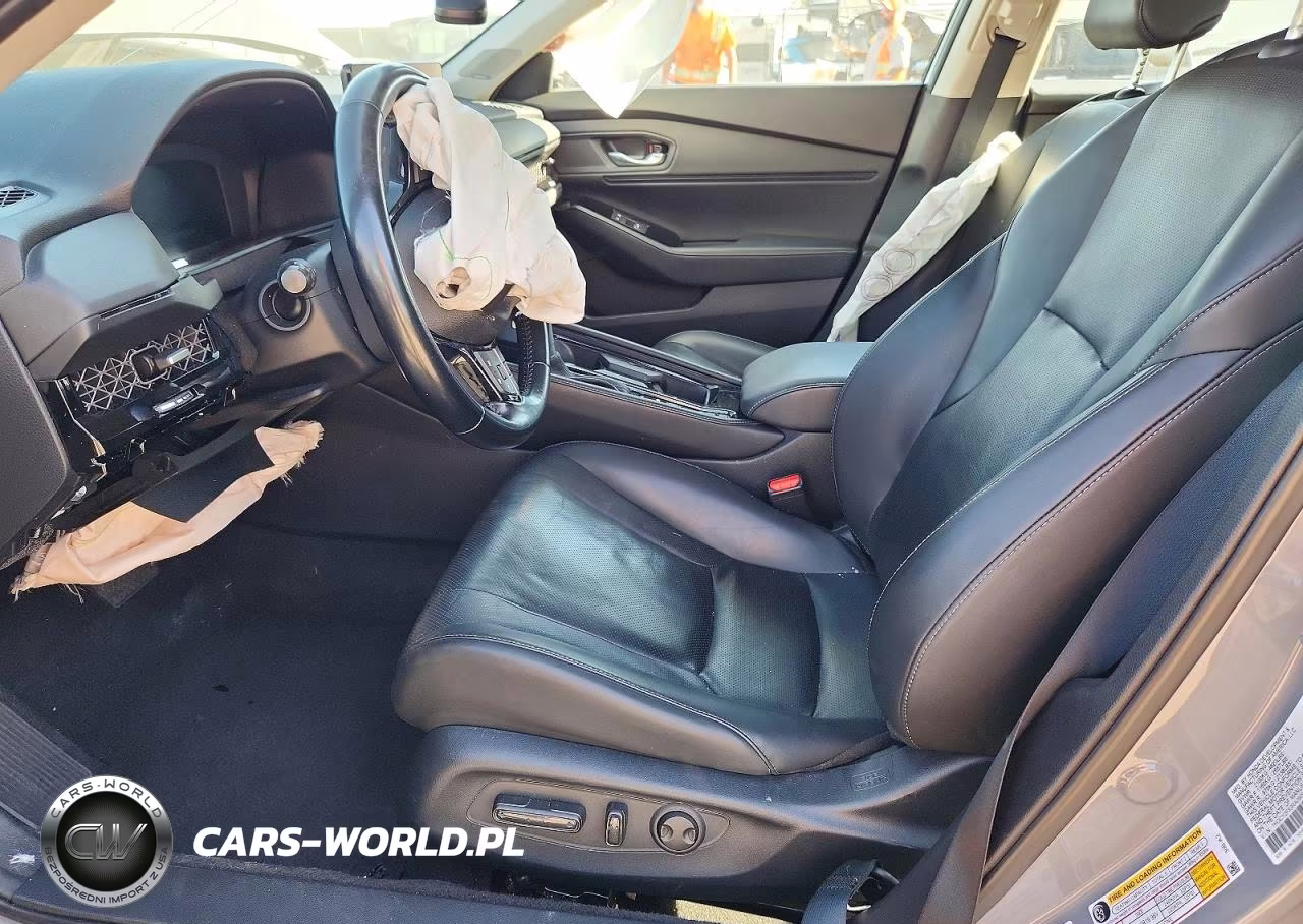 2024 Honda Accord Touring Hybrid VIN:1HGCY2F83RA090946 - 7