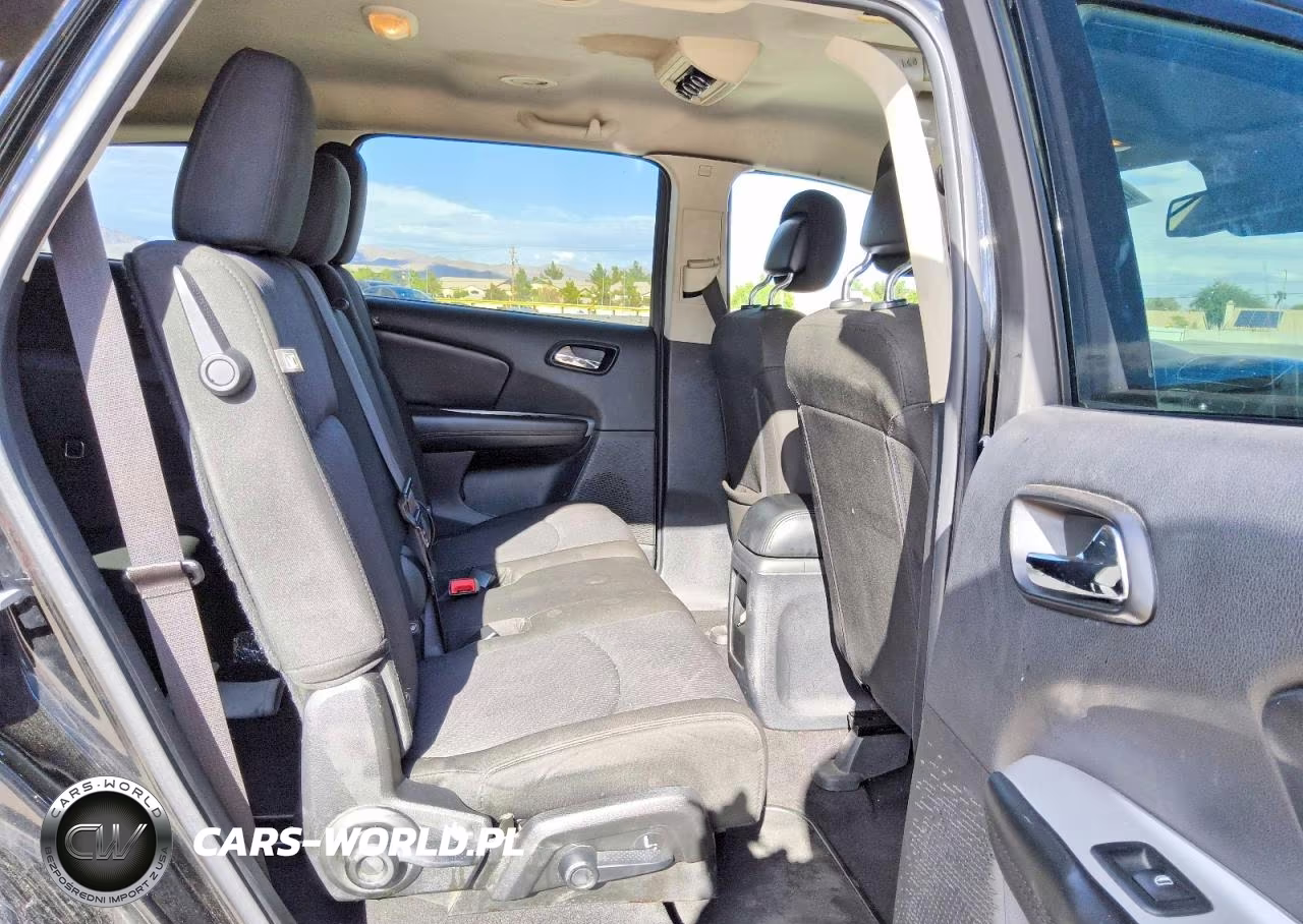2019 Dodge Journey Se VIN:3C4PDCBG8KT816295 - 11