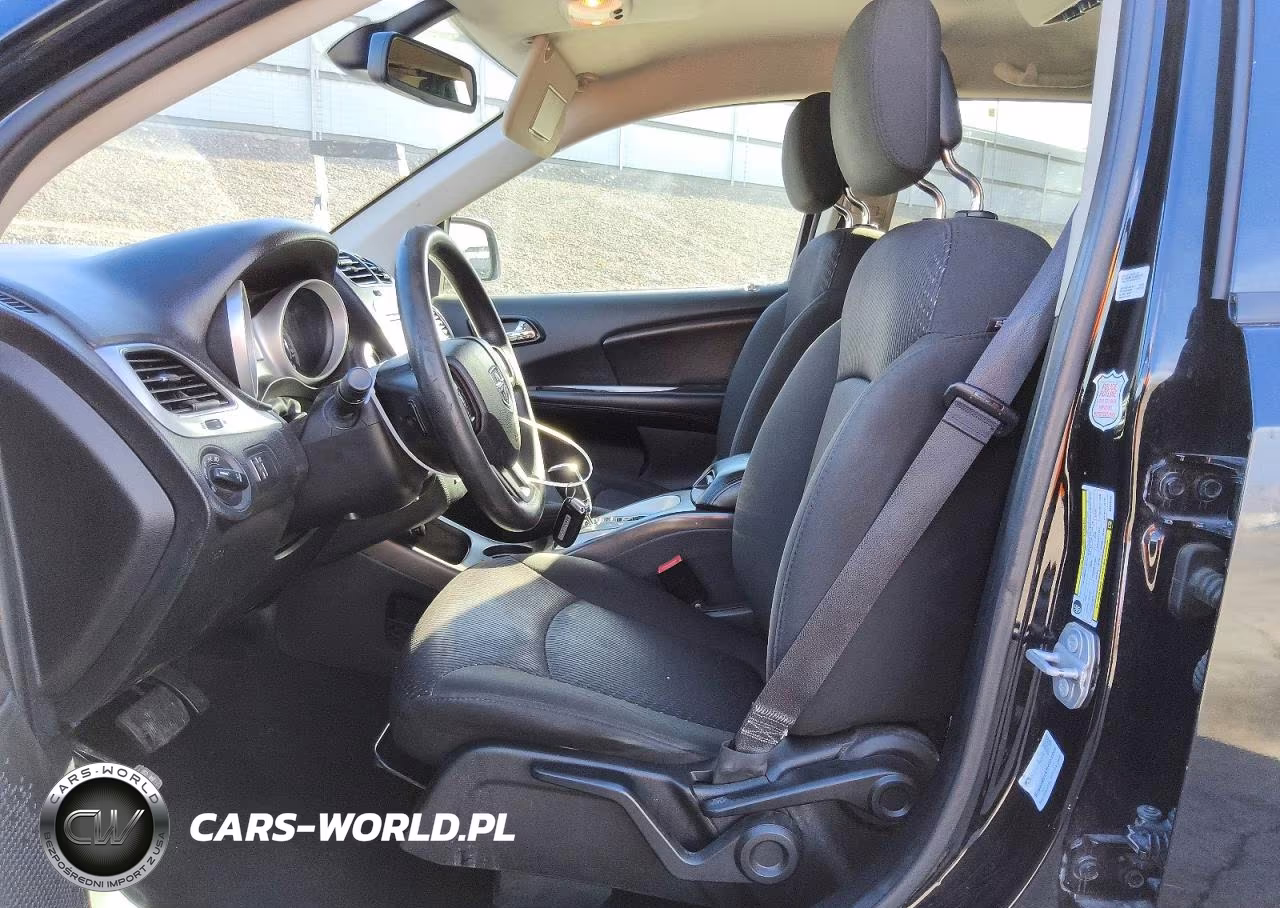 2019 Dodge Journey Se VIN:3C4PDCBG8KT816295 - 7