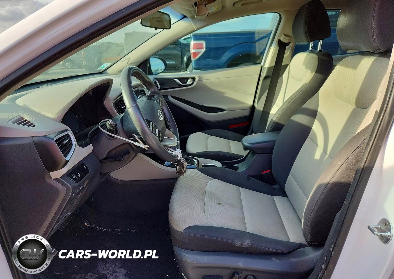 2018 Hyundai Ioniq Sel VIN:KMHC75LC7JU065042 - 7