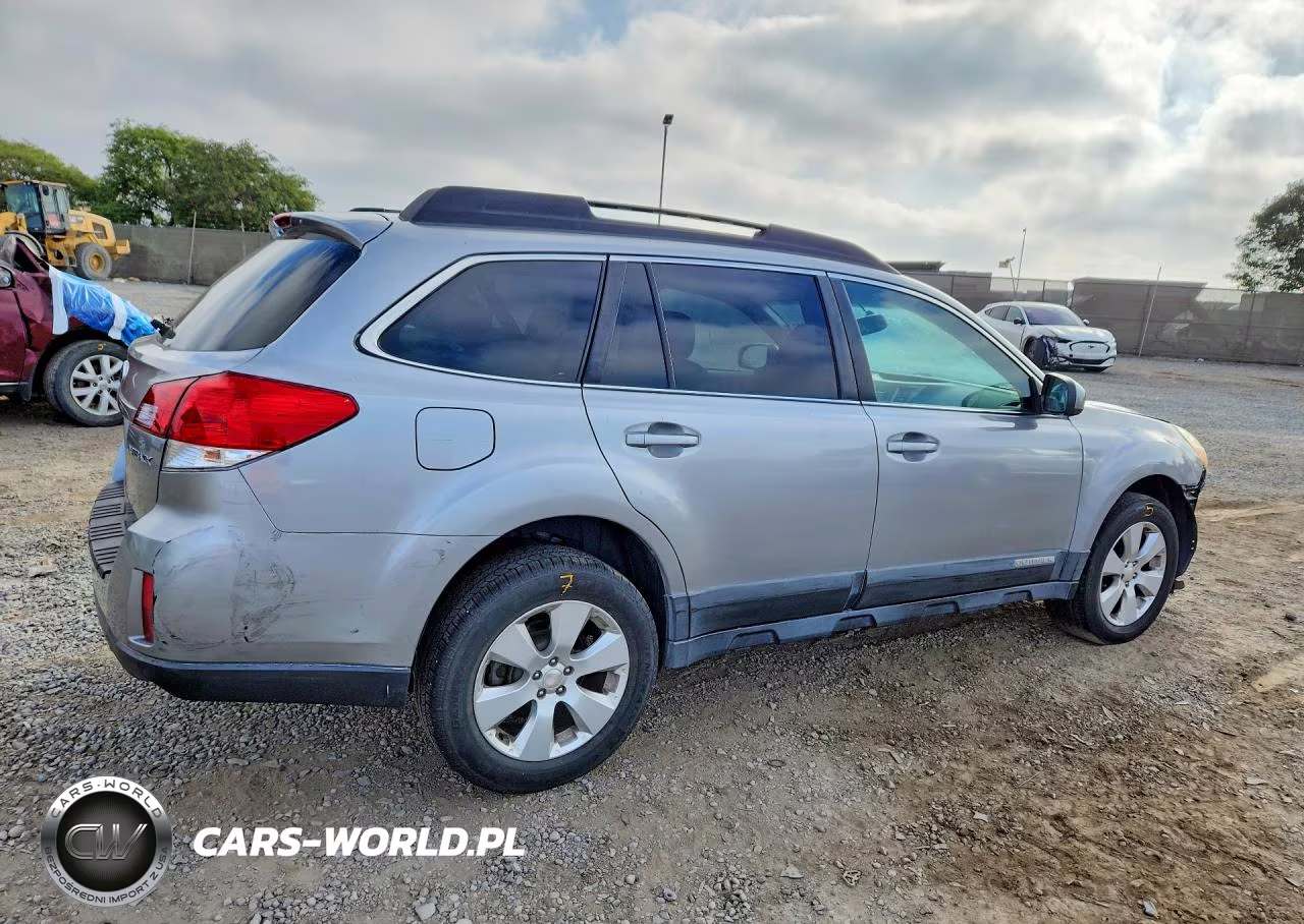 2011 Subaru Outback 2.5I Premium VIN:4S4BRCGC1B3318707 - 3