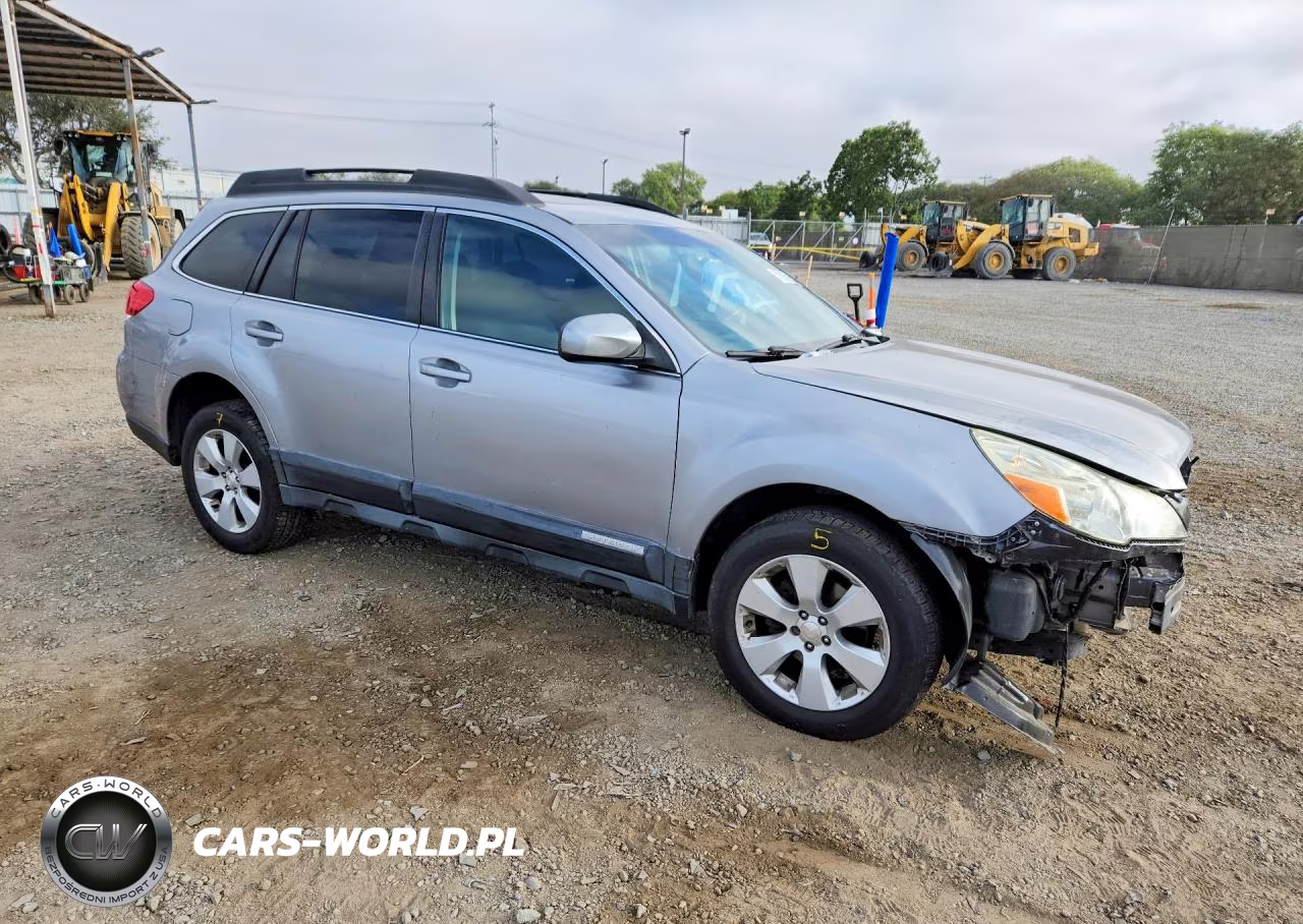 2011 Subaru Outback 2.5I Premium VIN:4S4BRCGC1B3318707 - 4
