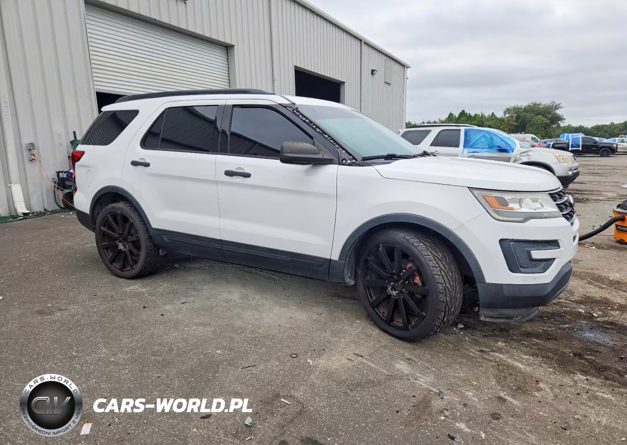 2017 Ford Explorer VIN:1FM5K7B87HGA55507 - 4