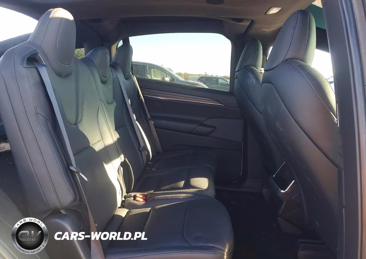 2022 Tesla Model X VIN:7SAXCDE55NF340256 - 11