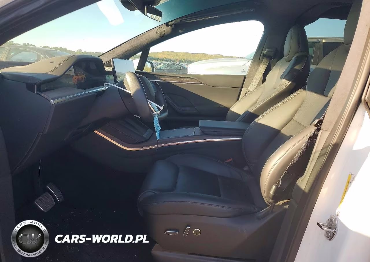 2022 Tesla Model X VIN:7SAXCDE55NF340256 - 7