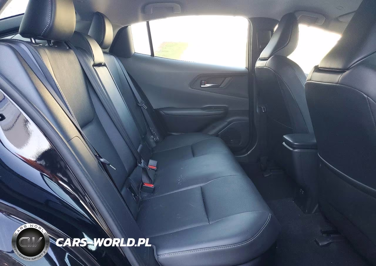 2025 Toyota Prius Xle VIN:JTDACAAU4S3053983 - 10