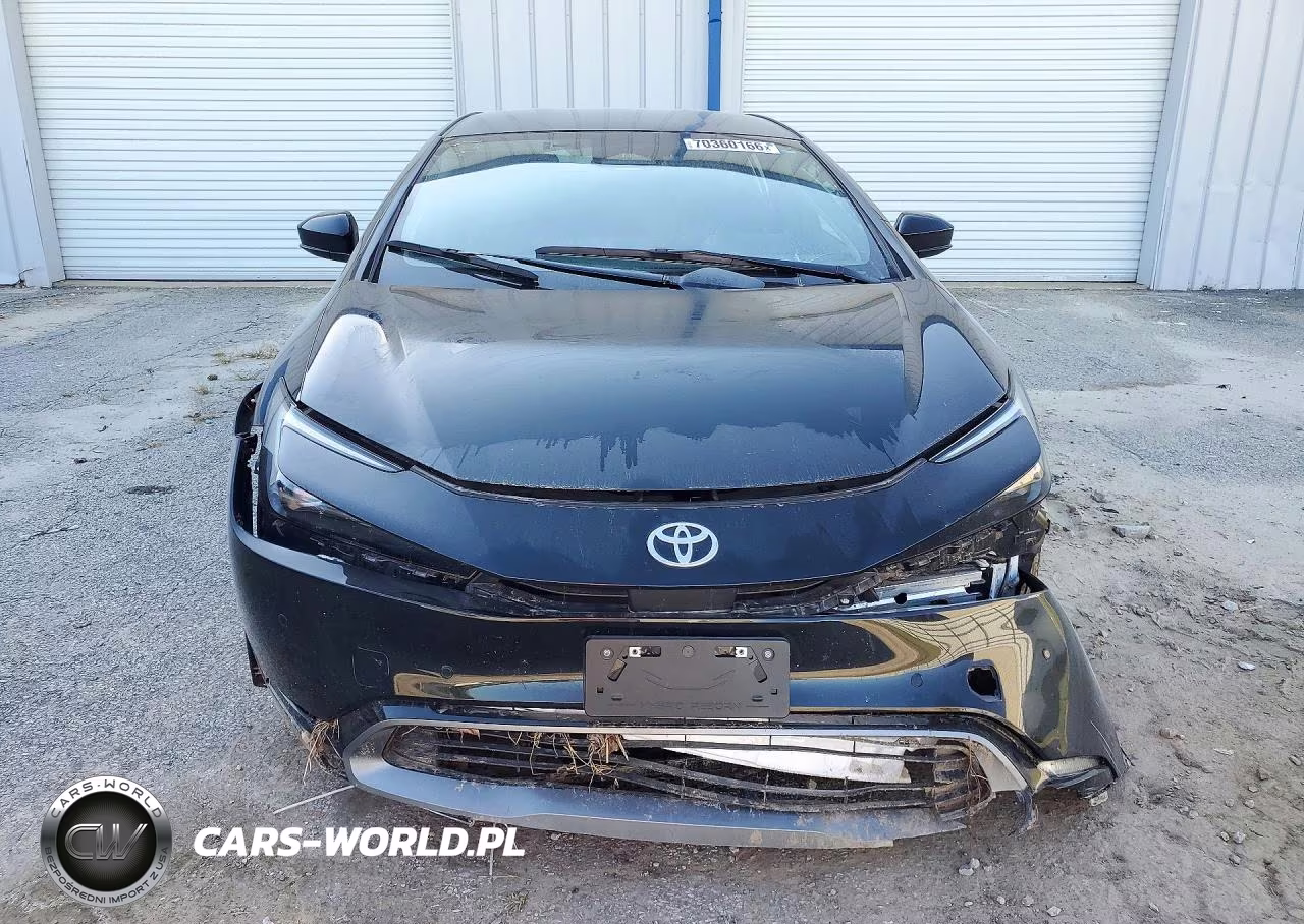 2025 Toyota Prius Xle VIN:JTDACAAU4S3053983 - 5