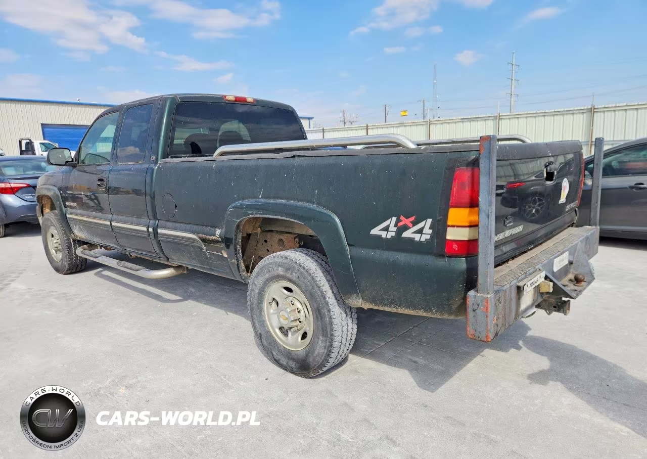 2001 Chevrolet Silverado K2500 Heavy Duty VIN:1GCHK29U71E215037 - 2