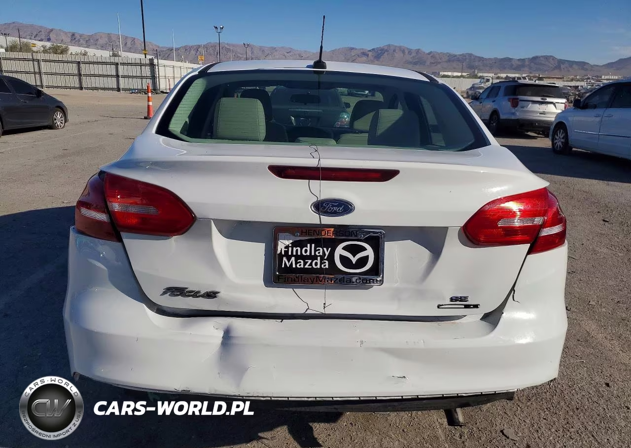 2015 Ford Focus Se VIN:1FADP3F24FL341633 - 6