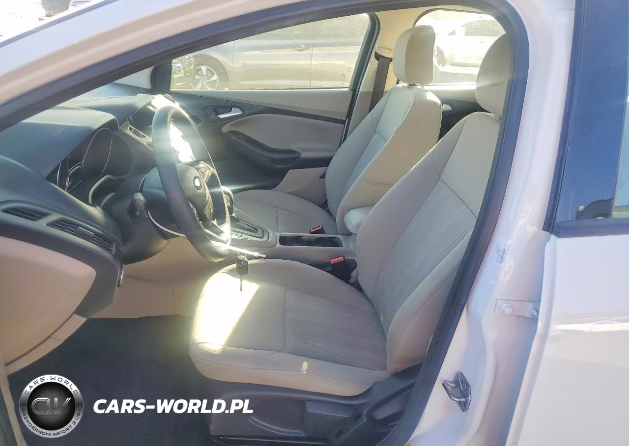 2015 Ford Focus Se VIN:1FADP3F24FL341633 - 7