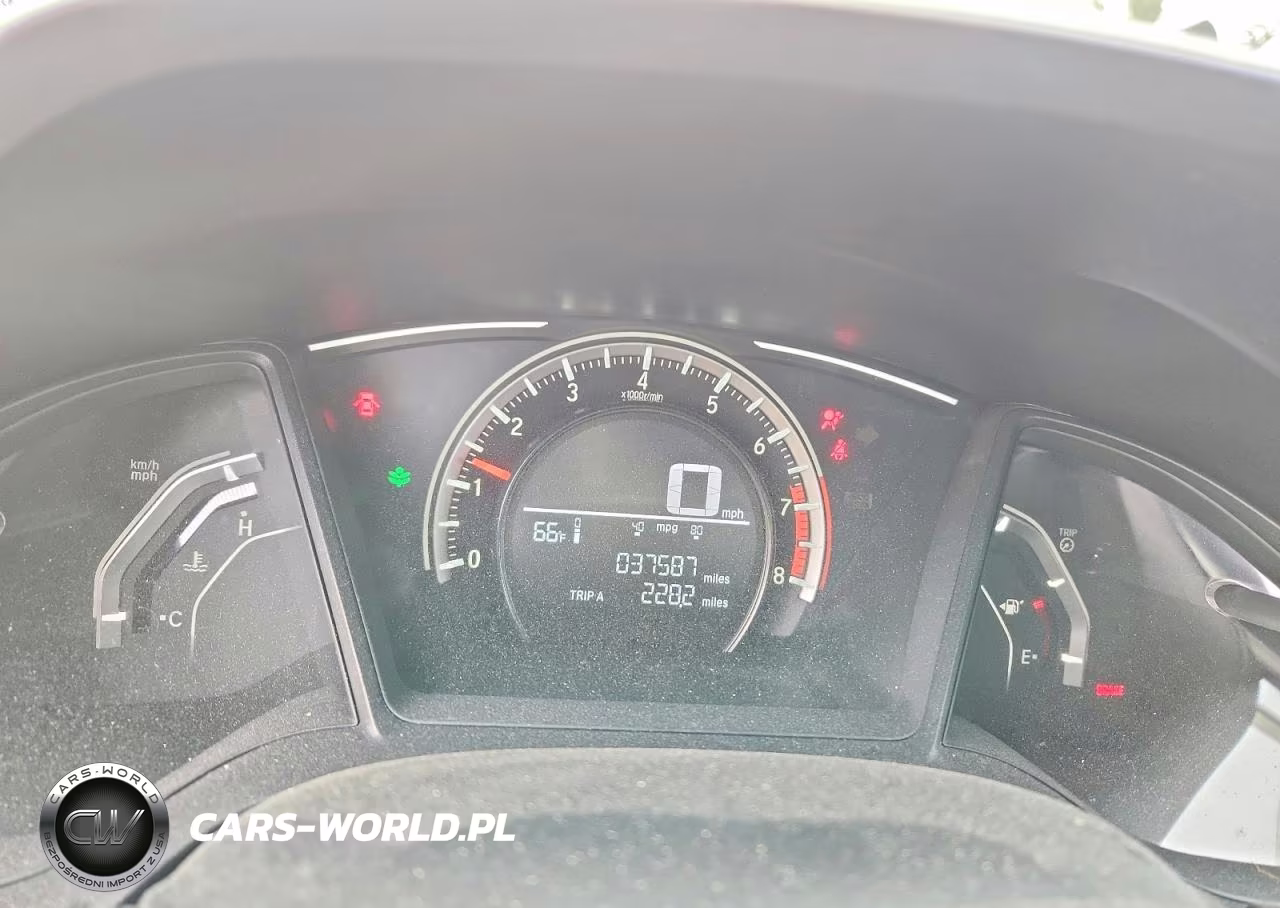 2018 Honda Civic Lx VIN:2HGFC2E57JH563398 - 9