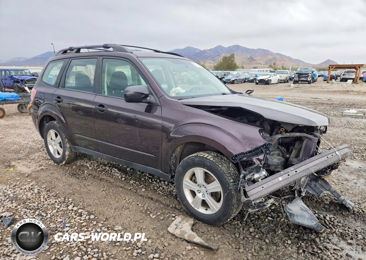 2013 Subaru Forester 2.5X VIN:JF2SHABC0DH408442 - 4