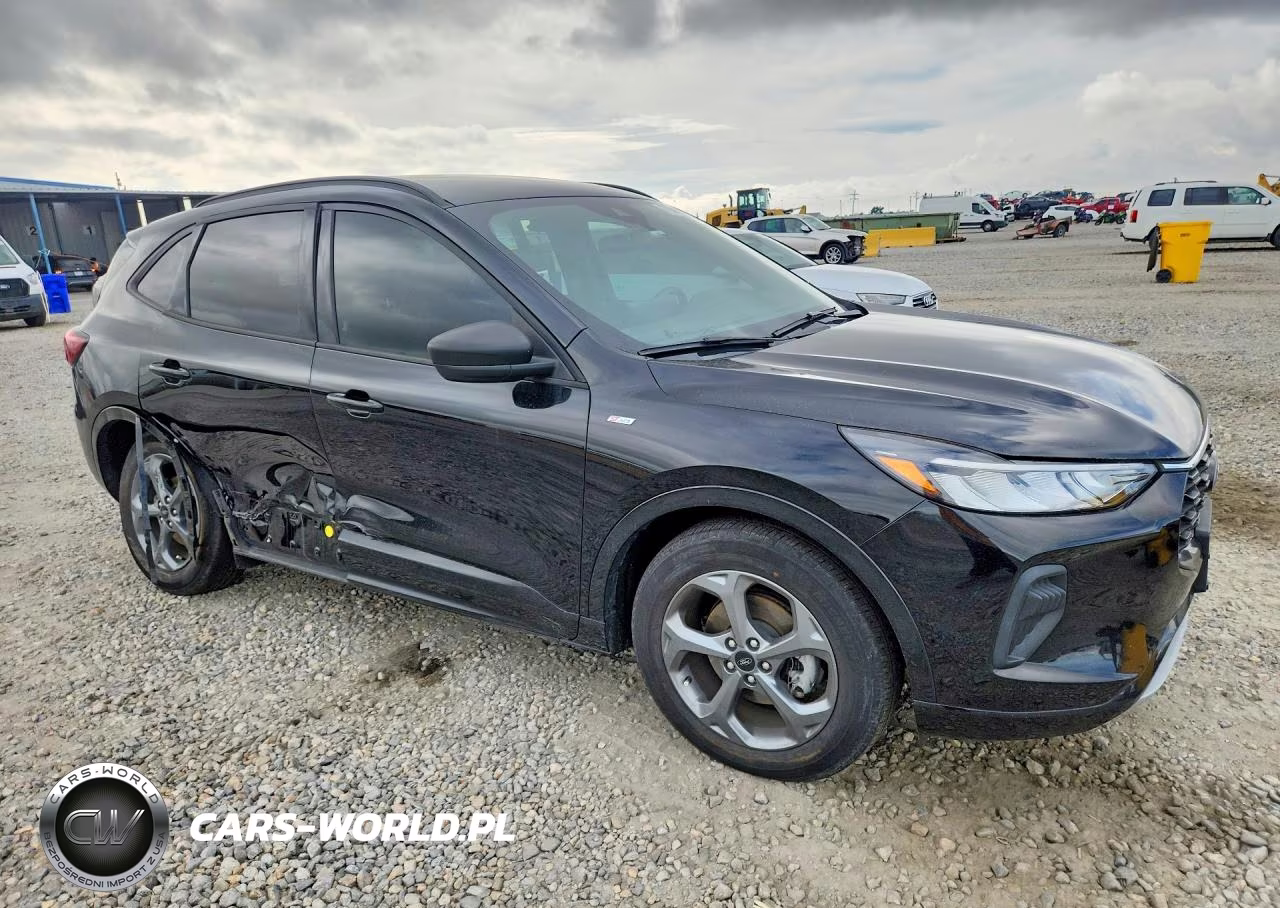 2023 Ford Escape St Line VIN:1FMCU0MNXPUA74404 - 4