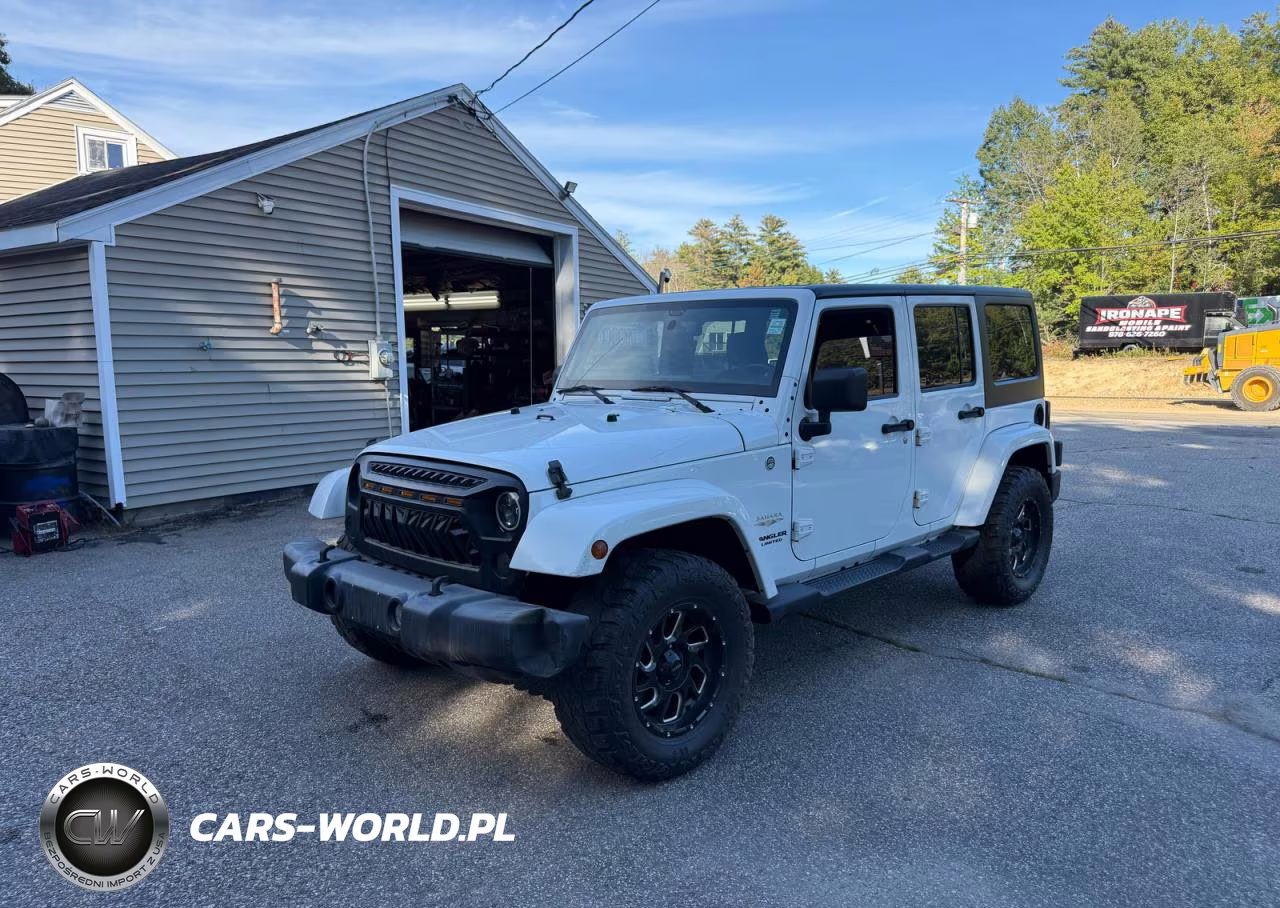 2014 Jeep Wrangler Unlimited Sahara VIN:1C4BJWEG5EL105525 - 2