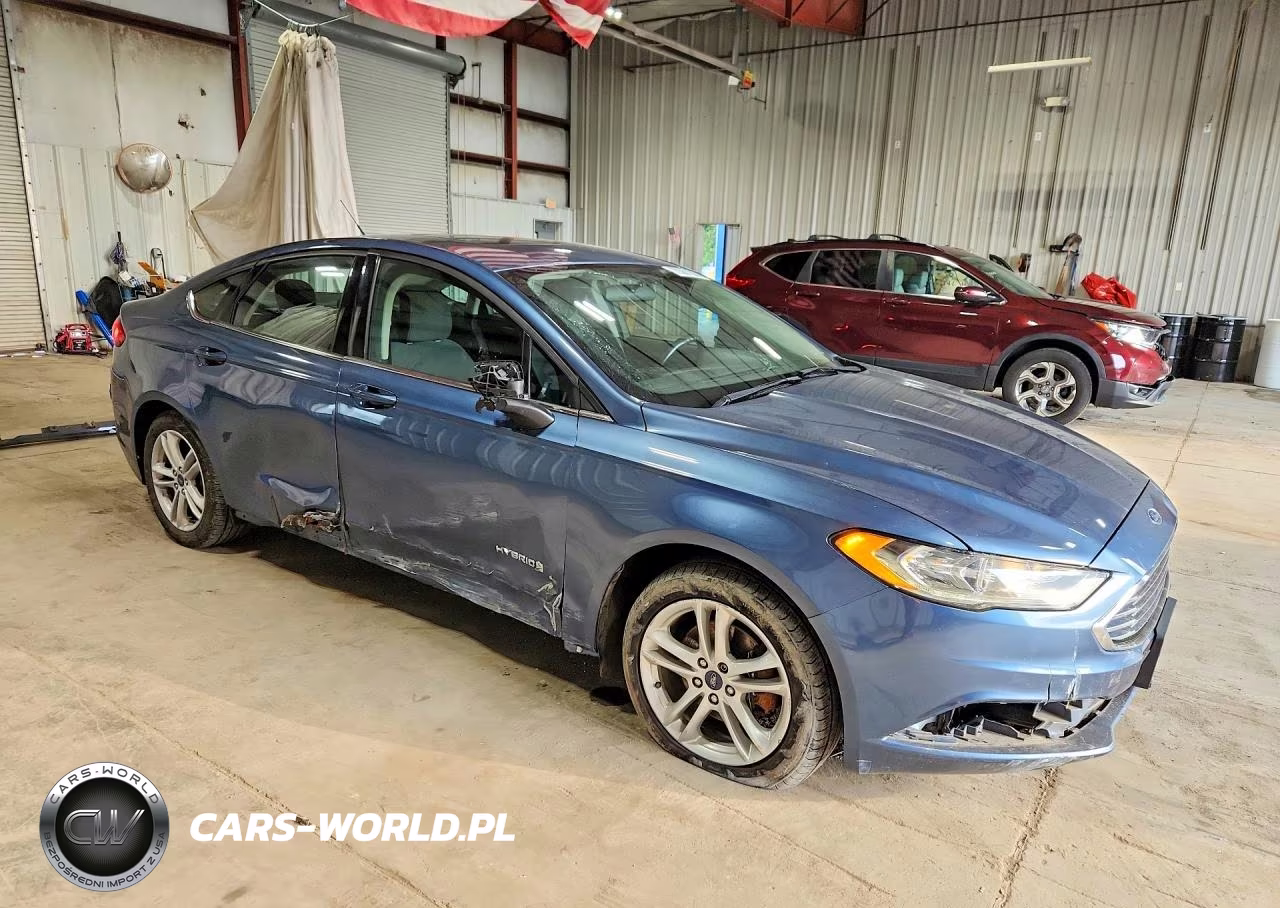 2018 Ford Fusion Se Hybrid VIN:3FA6P0LU1JR159900 - 4