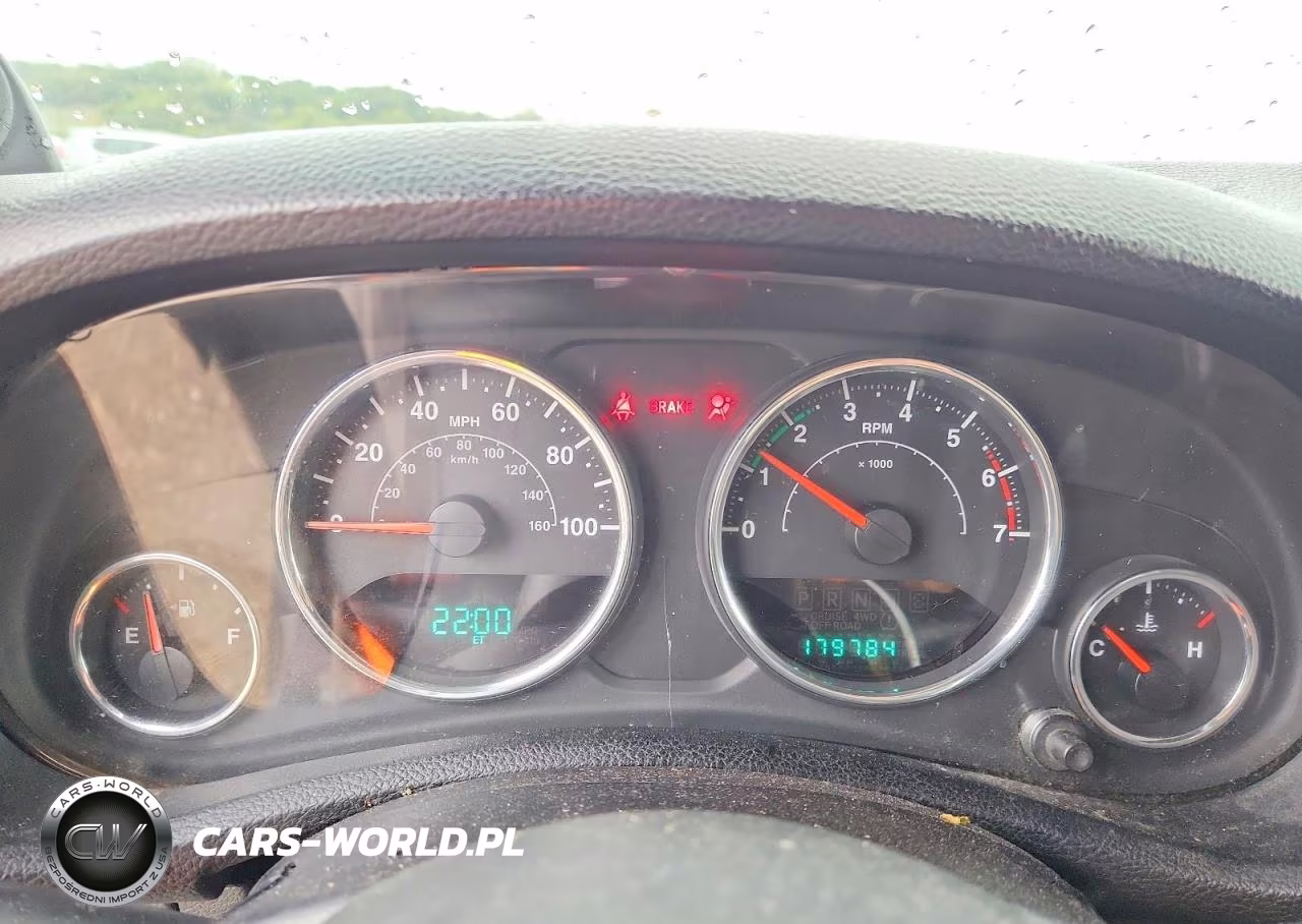 2011 Jeep Wrangler Sport VIN:1J4AA2D19BL591389 - 9