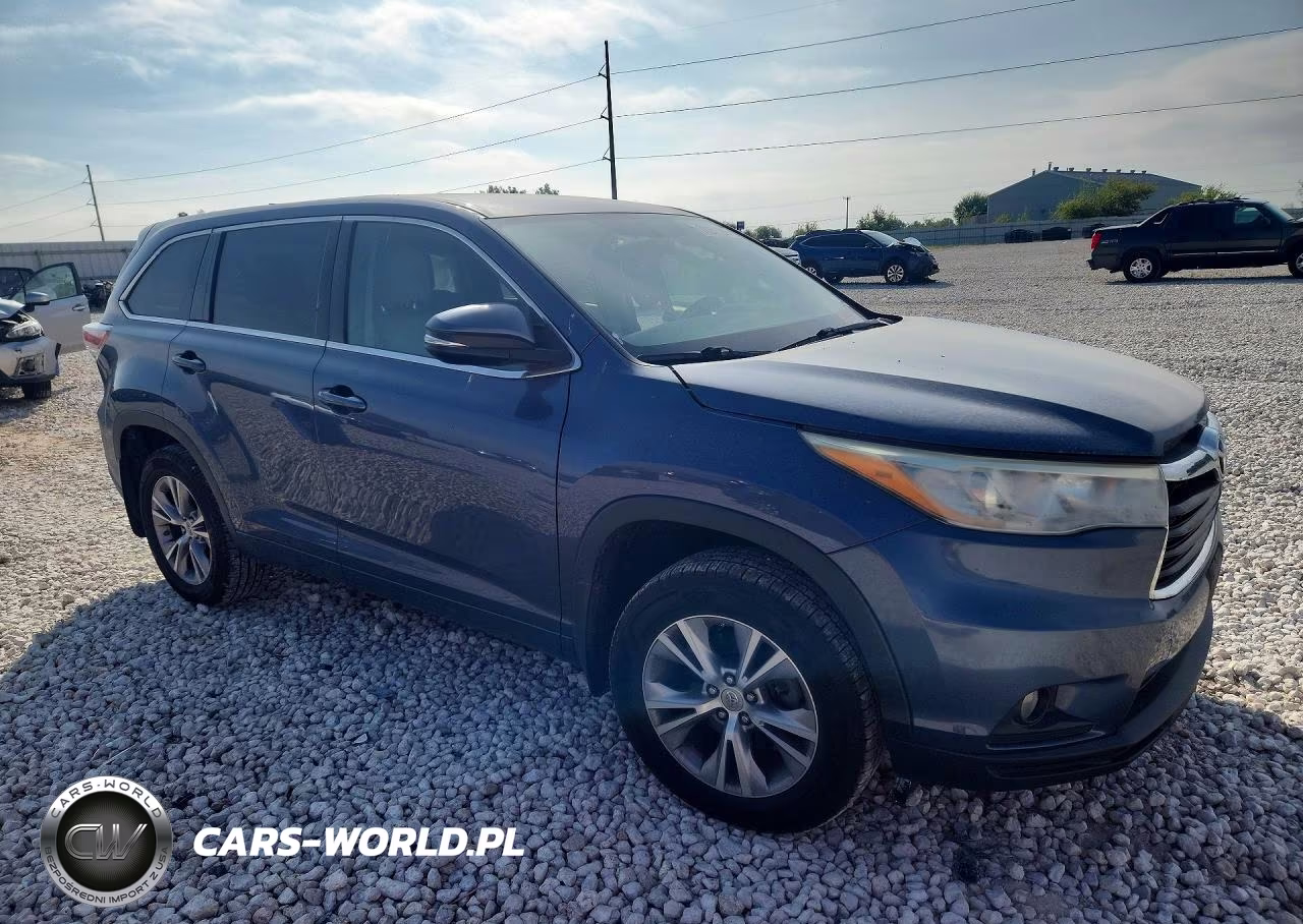 2015 Toyota Highlander Le Plus VIN:5TDZKRFH6FS056565 - 4