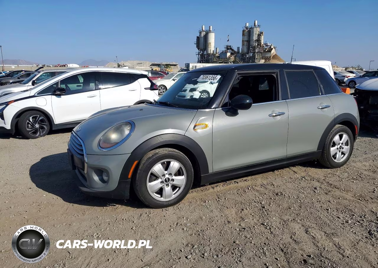2015 Mini Cooper VIN:WMWXS5C58FT829402 - 1