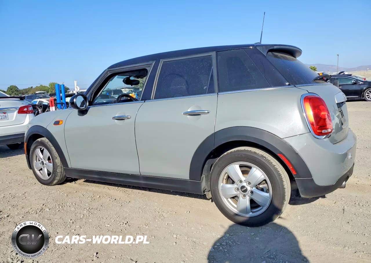 2015 Mini Cooper VIN:WMWXS5C58FT829402 - 2