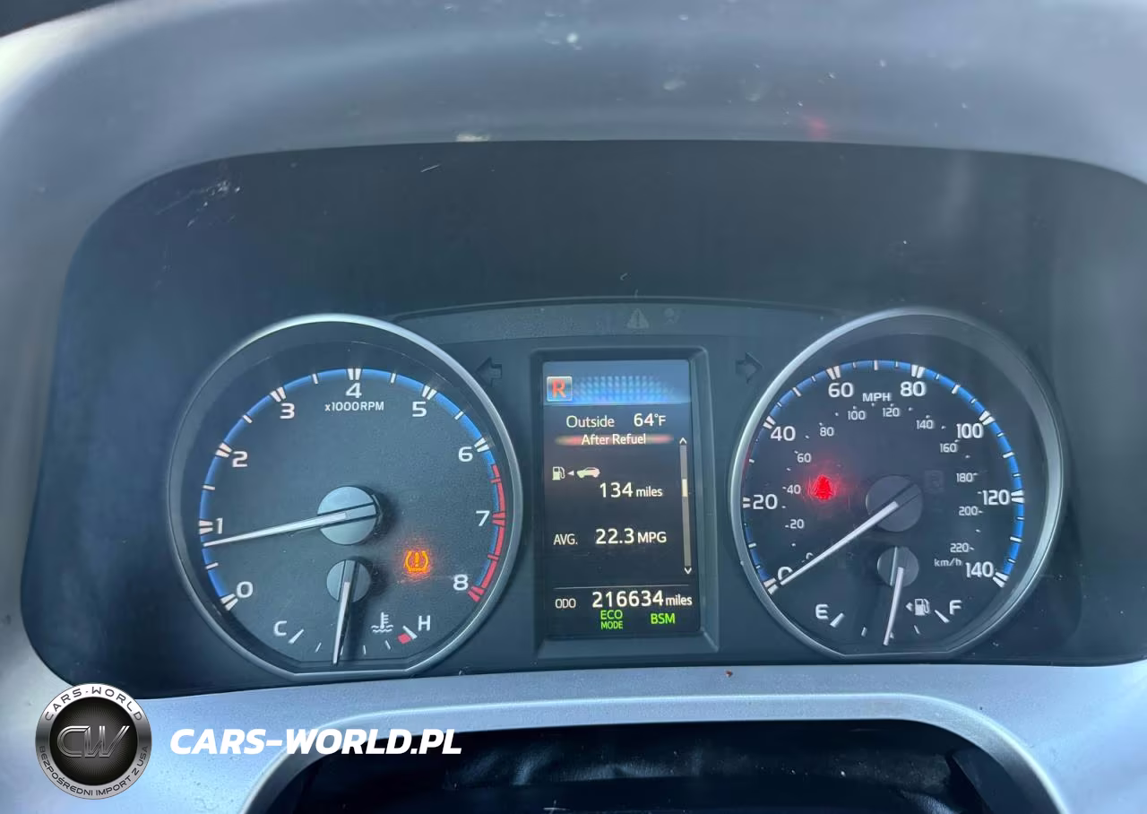 2017 Toyota Rav4 Xle VIN:JTMRFREV2HJ168047 - 8