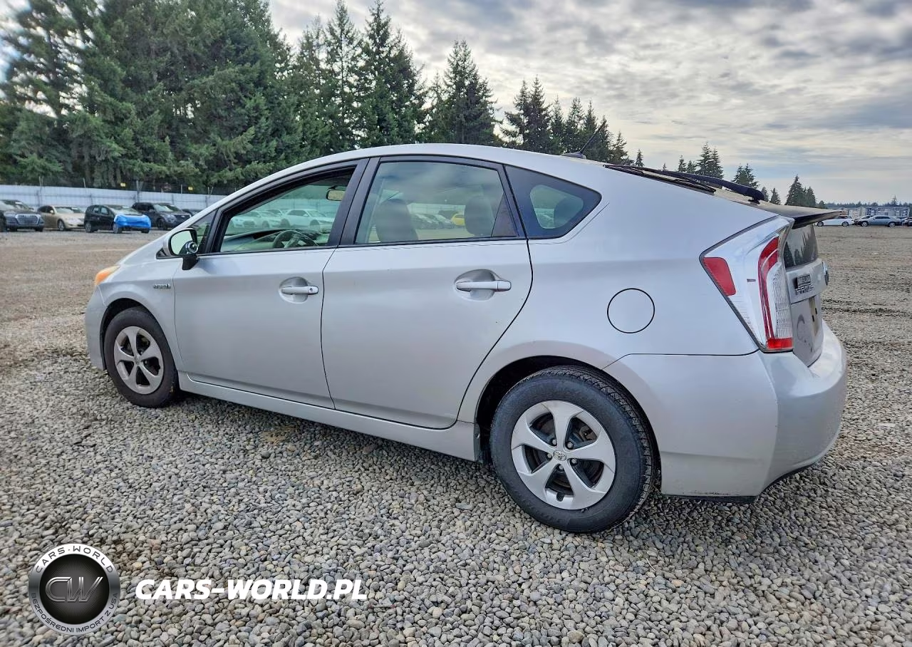 2013 Toyota Prius Three VIN:JTDKN3DU4D5565241 - 2