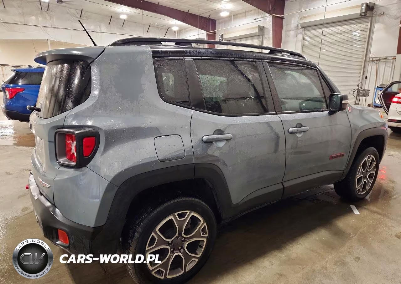 2017 Jeep Renegade Trailhawk VIN:ZACCJBCB4HPF81995 - 3